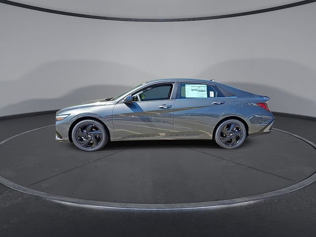 New 2026 Hyundai Elantra SEL Sport Premium FWD image 5