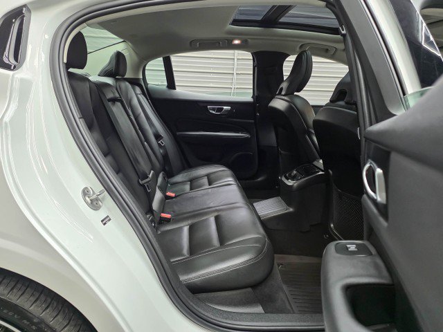 Used 2025 Volvo S60 T8 Plus w/ Climate Package AWD/4WD image 16