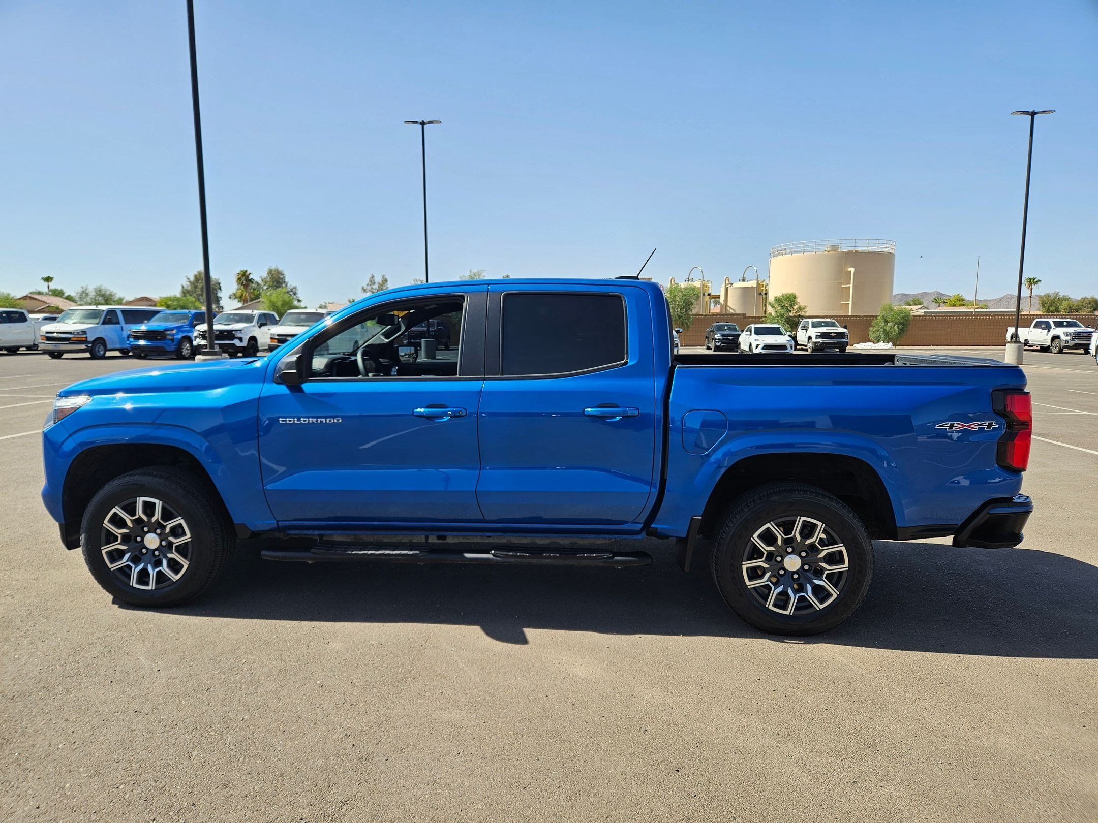 Certified 2023 Chevrolet Colorado LT w/ LT Convenience Package III AWD/4WD image 2