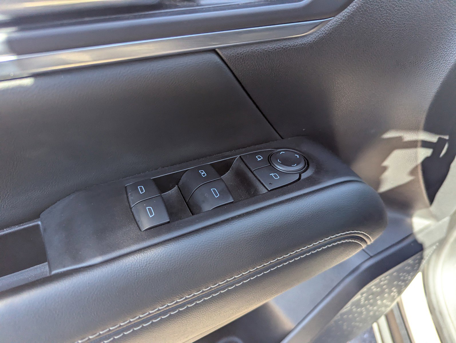 Certified 2025 GMC Terrain Elevation image 26