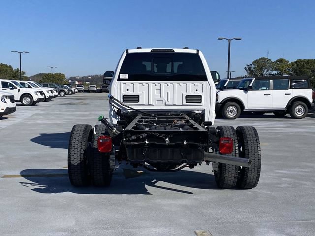 New 2026 Ford F550 4x4 Supercab Super Duty image 4