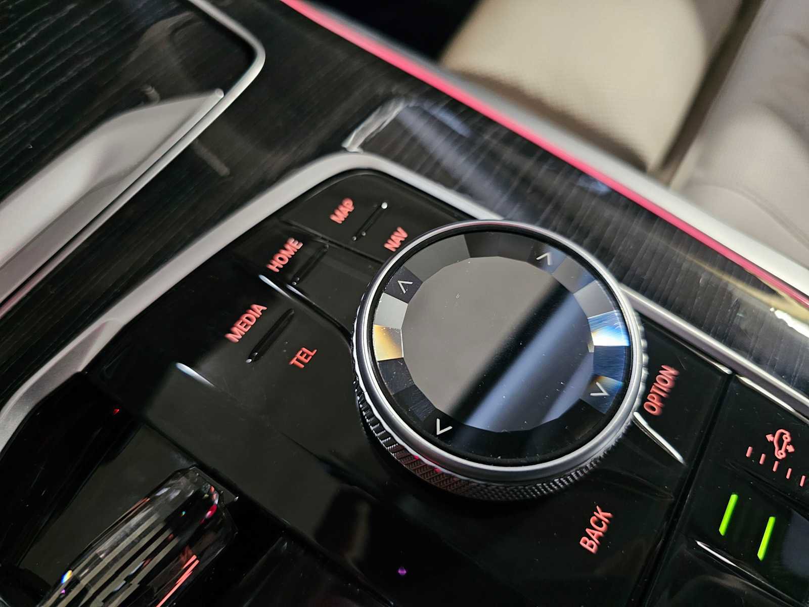 Used 2023 BMW X7 M60i w/ Executive Package AWD/4WD image 25