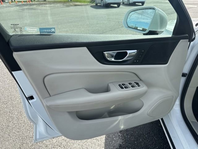 Used 2019 Volvo S60 T8 Inscription AWD/4WD image 14