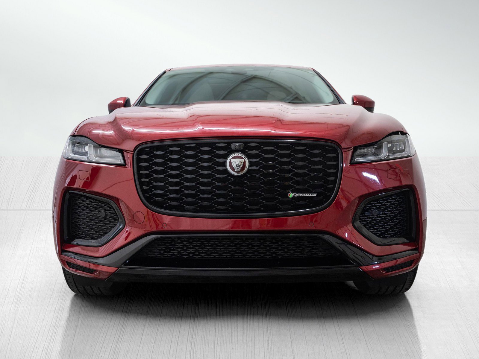 Used 2021 Jaguar F-PACE R-Dynamic S image 2