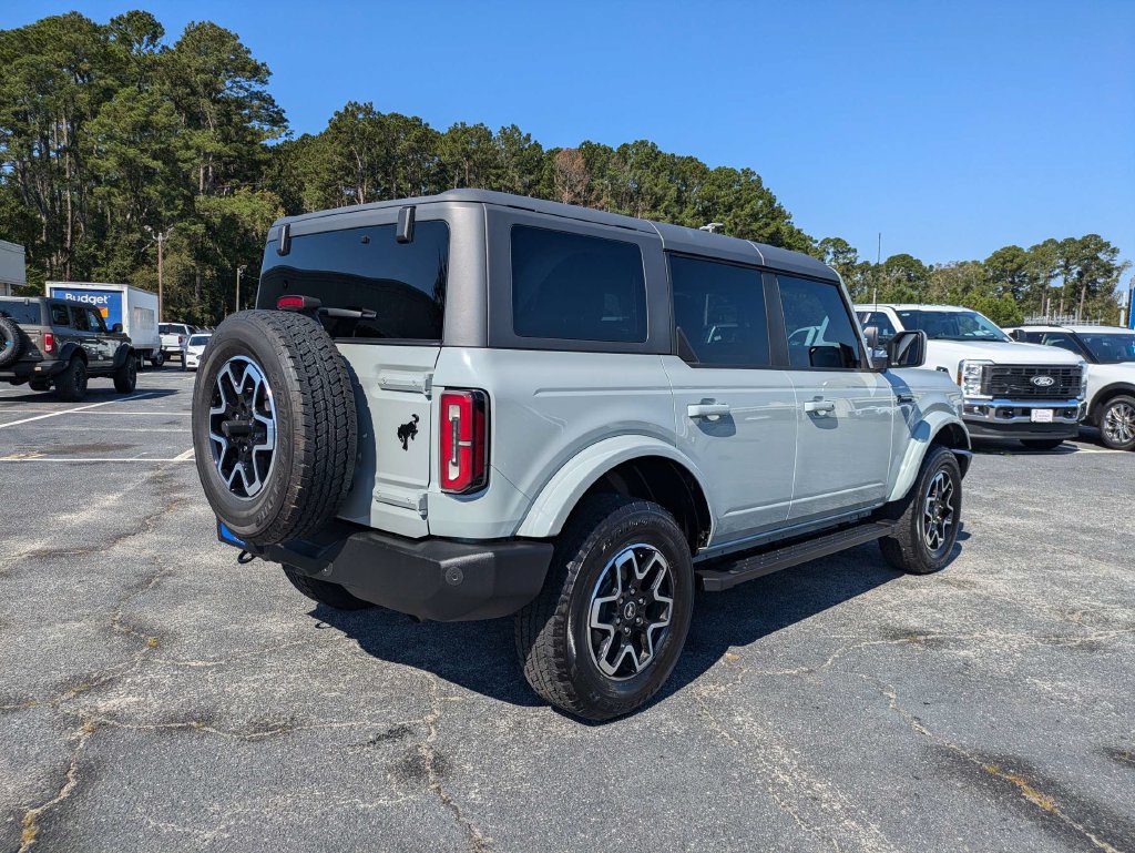 Used 2024 Ford Bronco Outer Banks AWD/4WD image 4