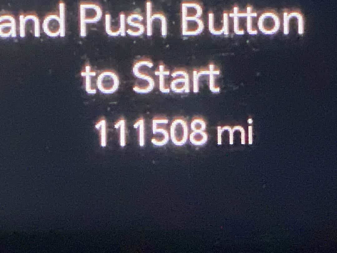 Used 2018 Chrysler Pacifica Limited FWD image 18