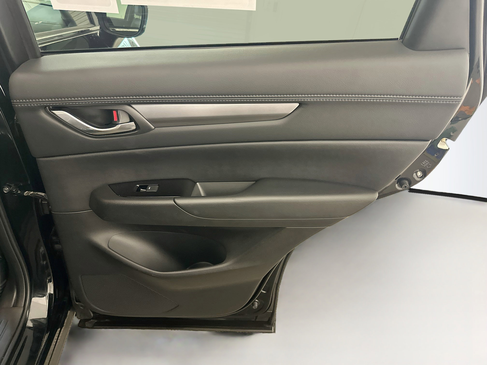 Used 2025 MAZDA CX-5 AWD 2.5 S w/ Preferred Package image 33