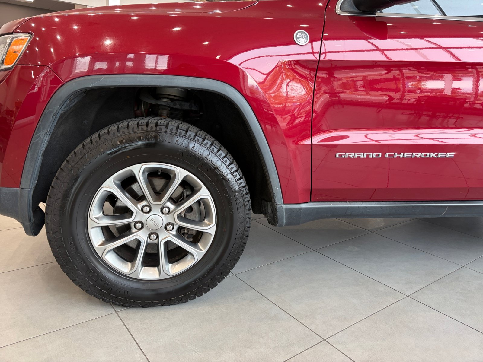 Used 2015 Jeep Grand Cherokee Limited AWD/4WD image 10