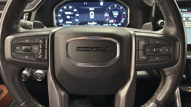 Used 2022 GMC Sierra 1500 Denali Ultimate AWD/4WD image 17