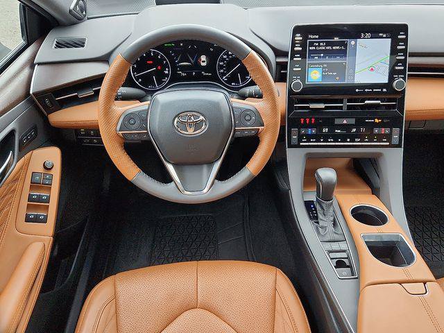 Certified 2022 Toyota Avalon Limited w/ Advanced Safety Package FWD image 11