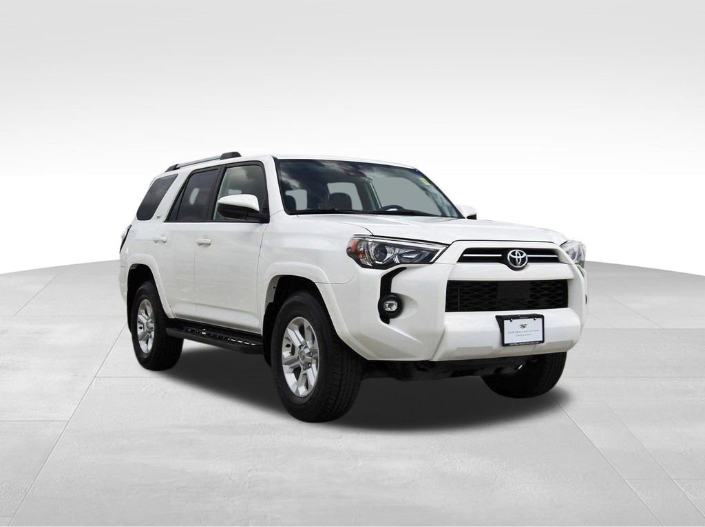 Used 2022 Toyota 4Runner SR5 image 1