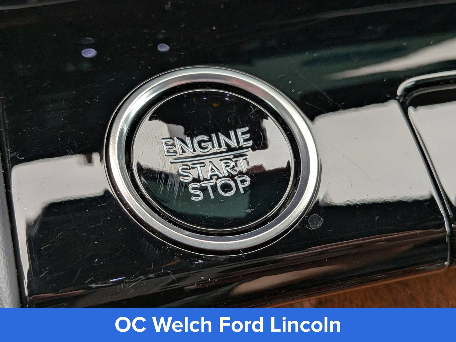 Certified 2025 Lincoln Navigator Black Label AWD/4WD image 35