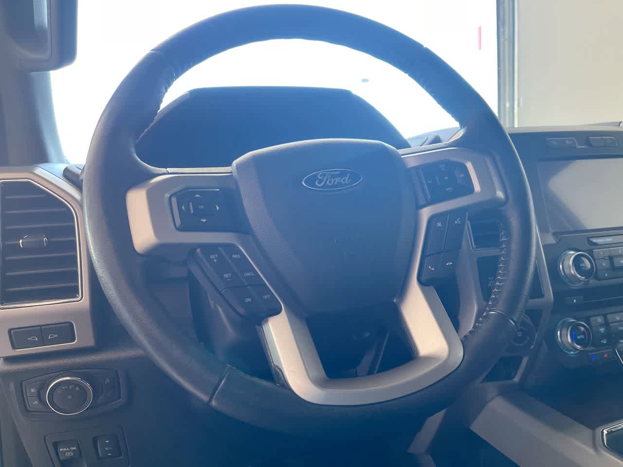 Used 2018 Ford F150 Lariat w/ Equipment Group 502A Luxury image 14