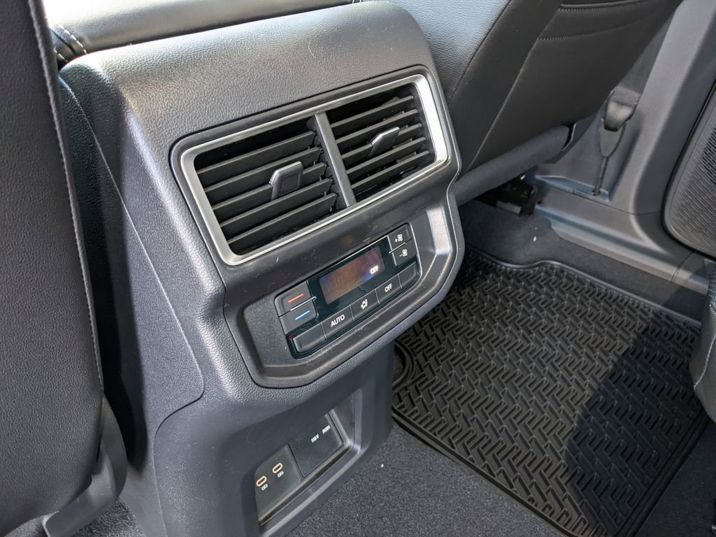 New 2026 Volkswagen Atlas SE image 22