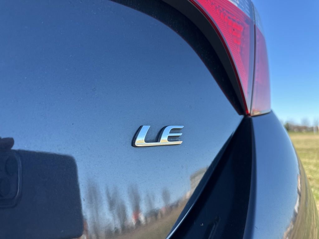 Used 2014 Toyota Corolla LE image 4