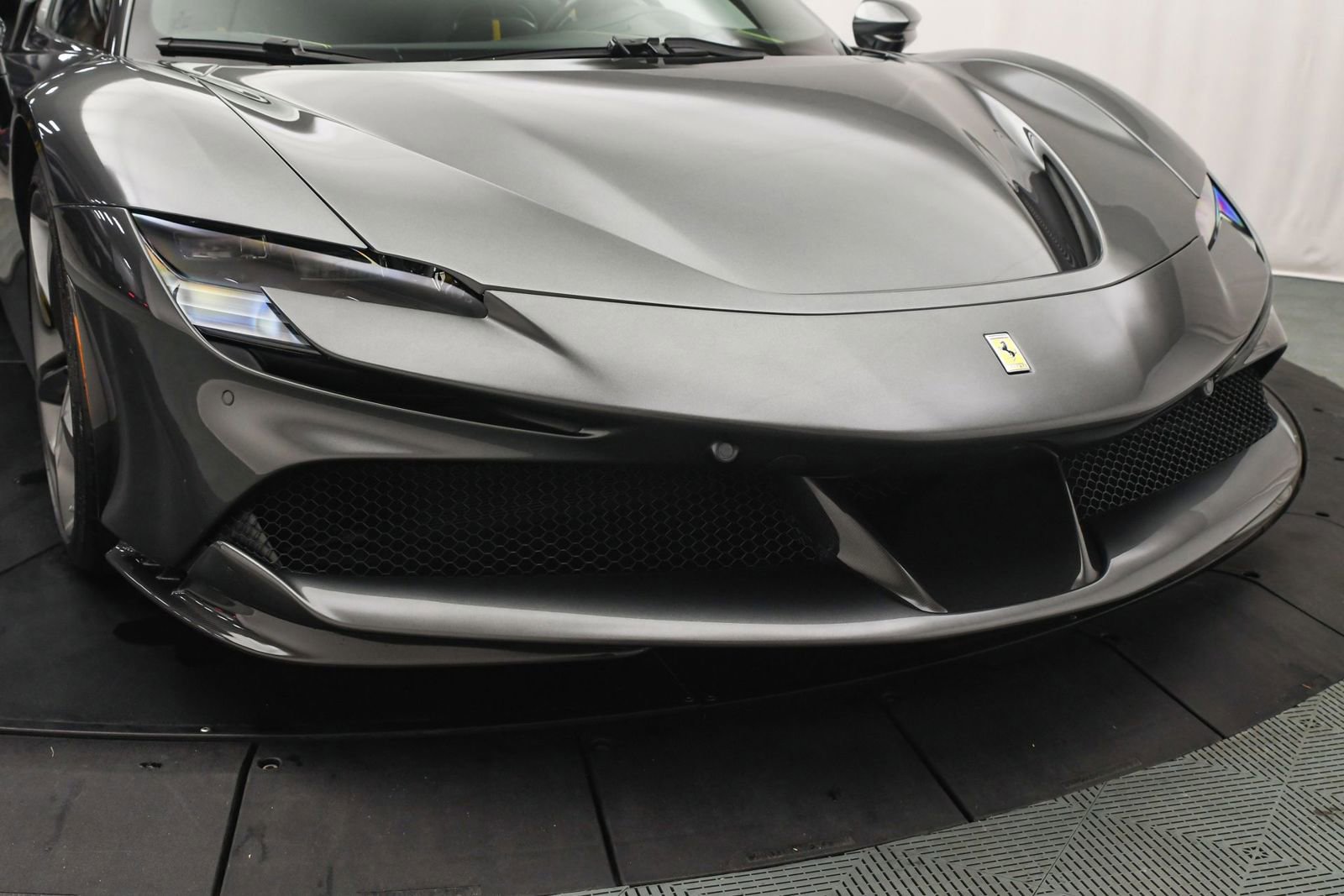 Used 2022 Ferrari SF90 Stradale image 24