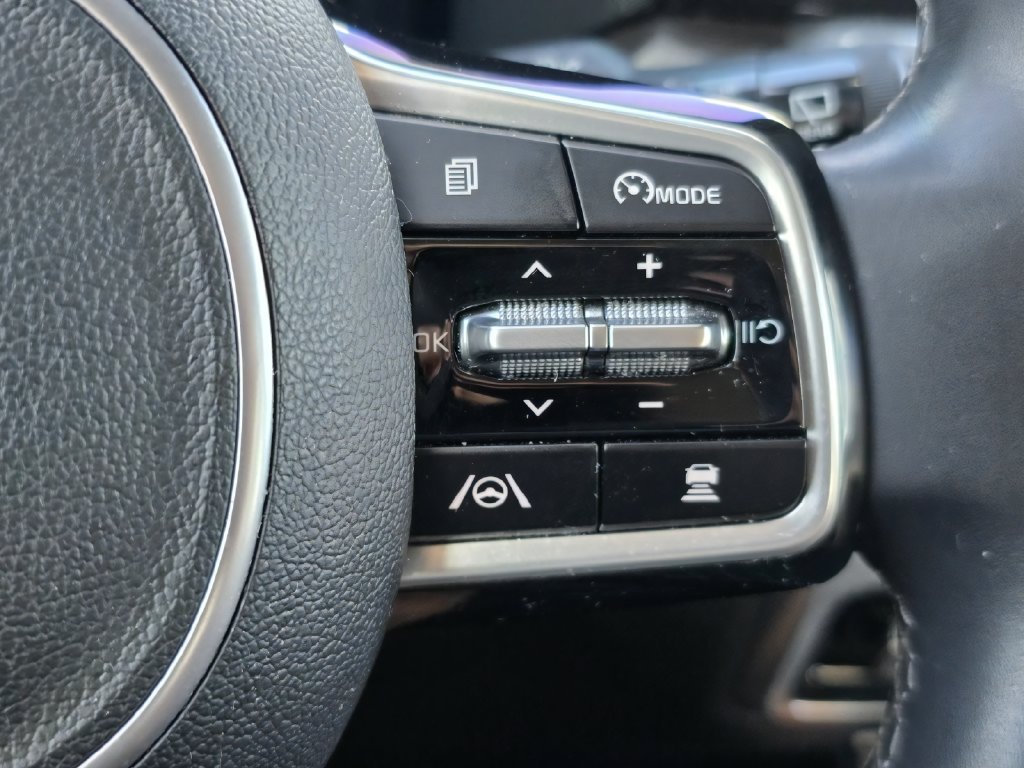Certified 2023 Kia Sorento SX FWD image 36