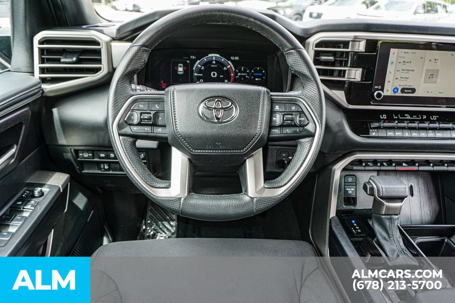 Used 2025 Toyota Sequoia SR5 AWD/4WD image 29