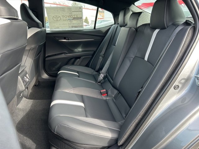New 2025 Toyota Camry SE w/ Convenience Package image 11