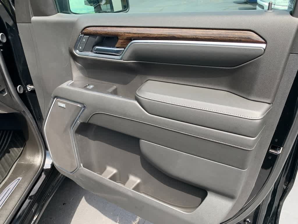 Used 2025 GMC Sierra 1500 Elevation w/ Preferred Package AWD/4WD image 27