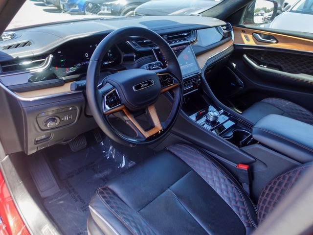Used 2023 Jeep Grand Cherokee Summit AWD/4WD image 11