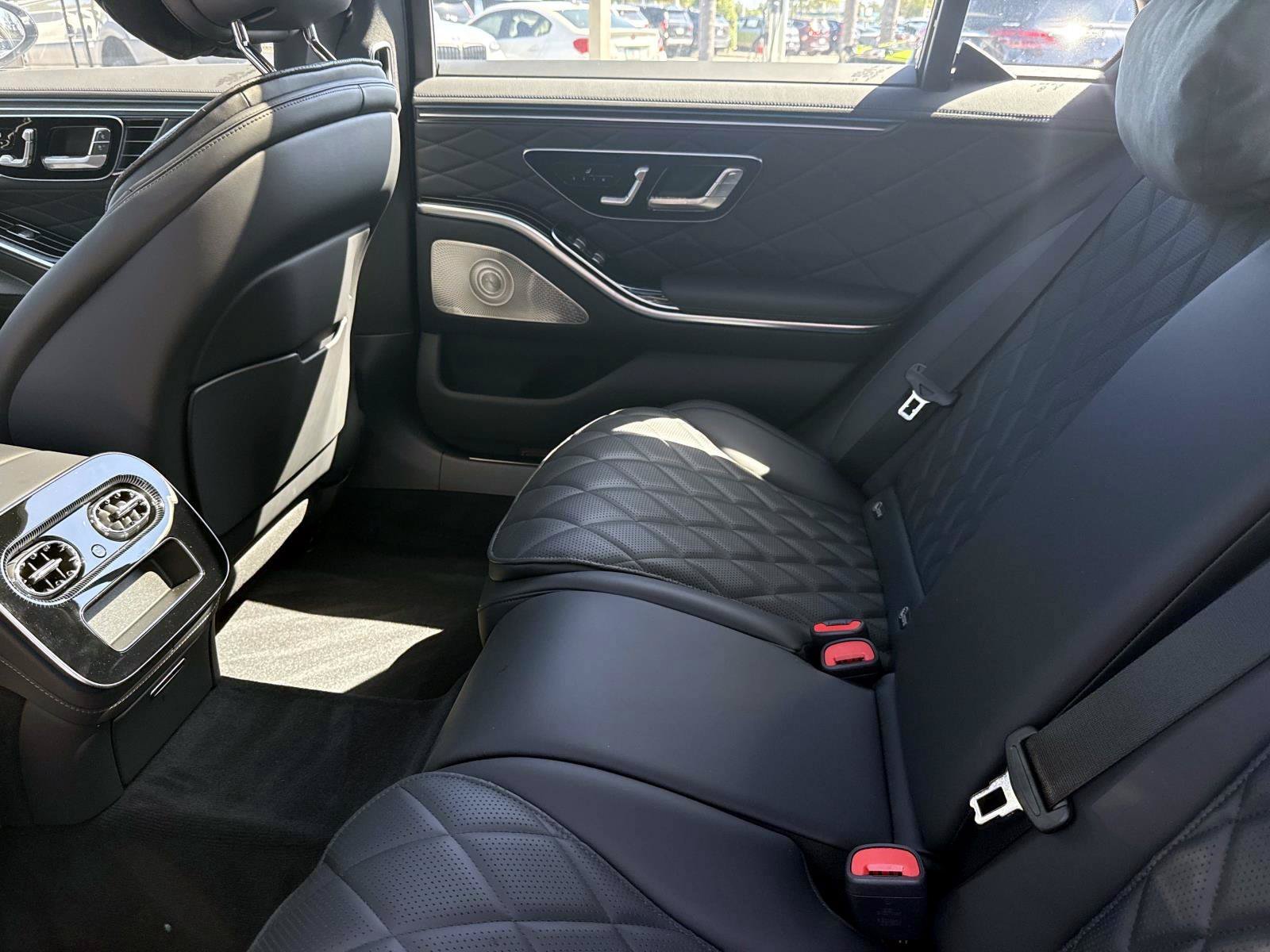 New 2027 Mercedes-Benz S 580 4MATIC Sedan image 13