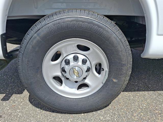 New 2026 Chevrolet Express 2500 w/ Driver Convenience Package RWD image 5