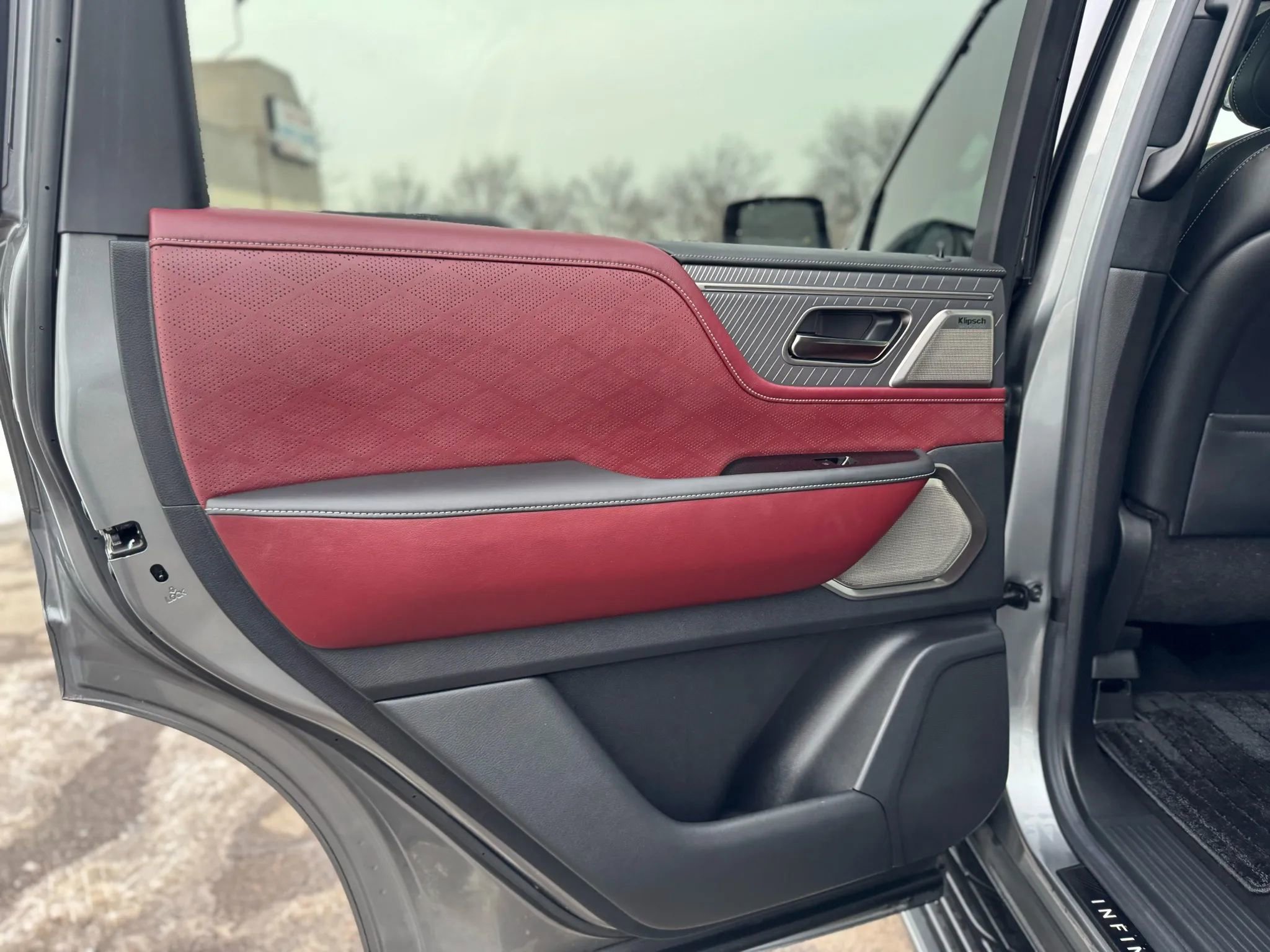 Used 2025 INFINITI QX80 Autograph image 27