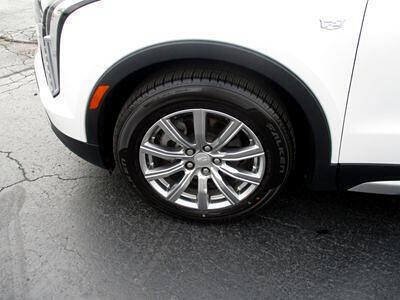 Used 2019 Cadillac XT4 Premium Luxury w/ Driver Awareness Package AWD/4WD image 11
