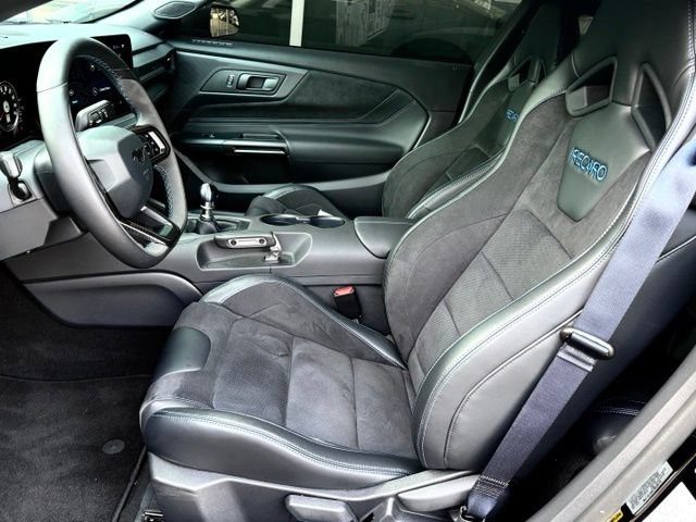 Used 2025 Ford Mustang Dark Horse RWD image 9