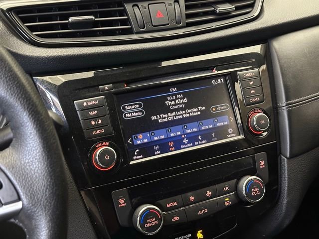 Used 2020 Nissan Rogue SL AWD/4WD image 26