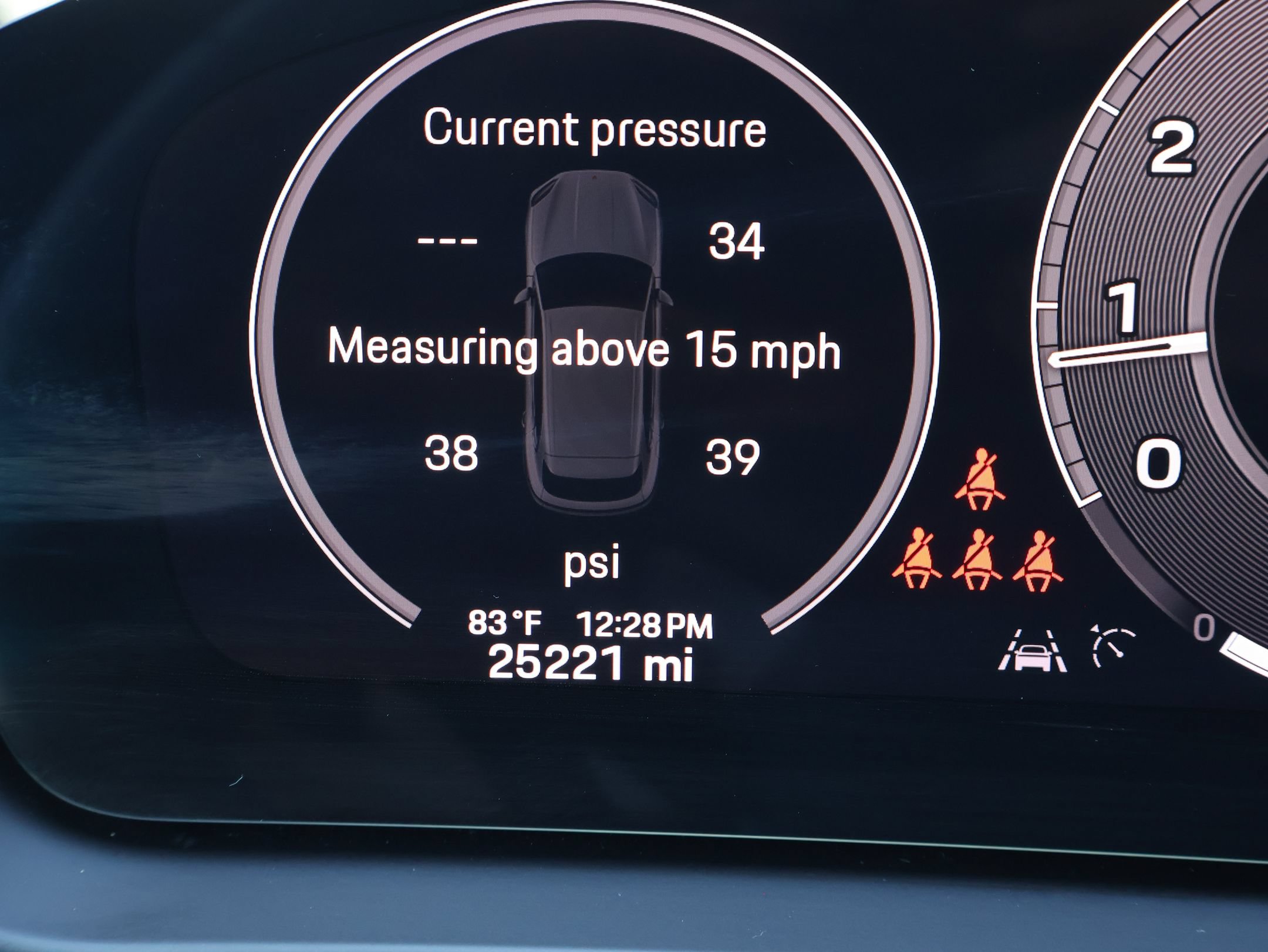 Certified 2024 Porsche Cayenne AWD/4WD image 21