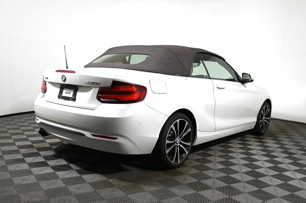 Used 2020 BMW 230i xDrive Convertible w/ Premium Package AWD/4WD image 11