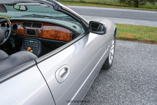 Used 2001 Jaguar XK8 Convertible image 62