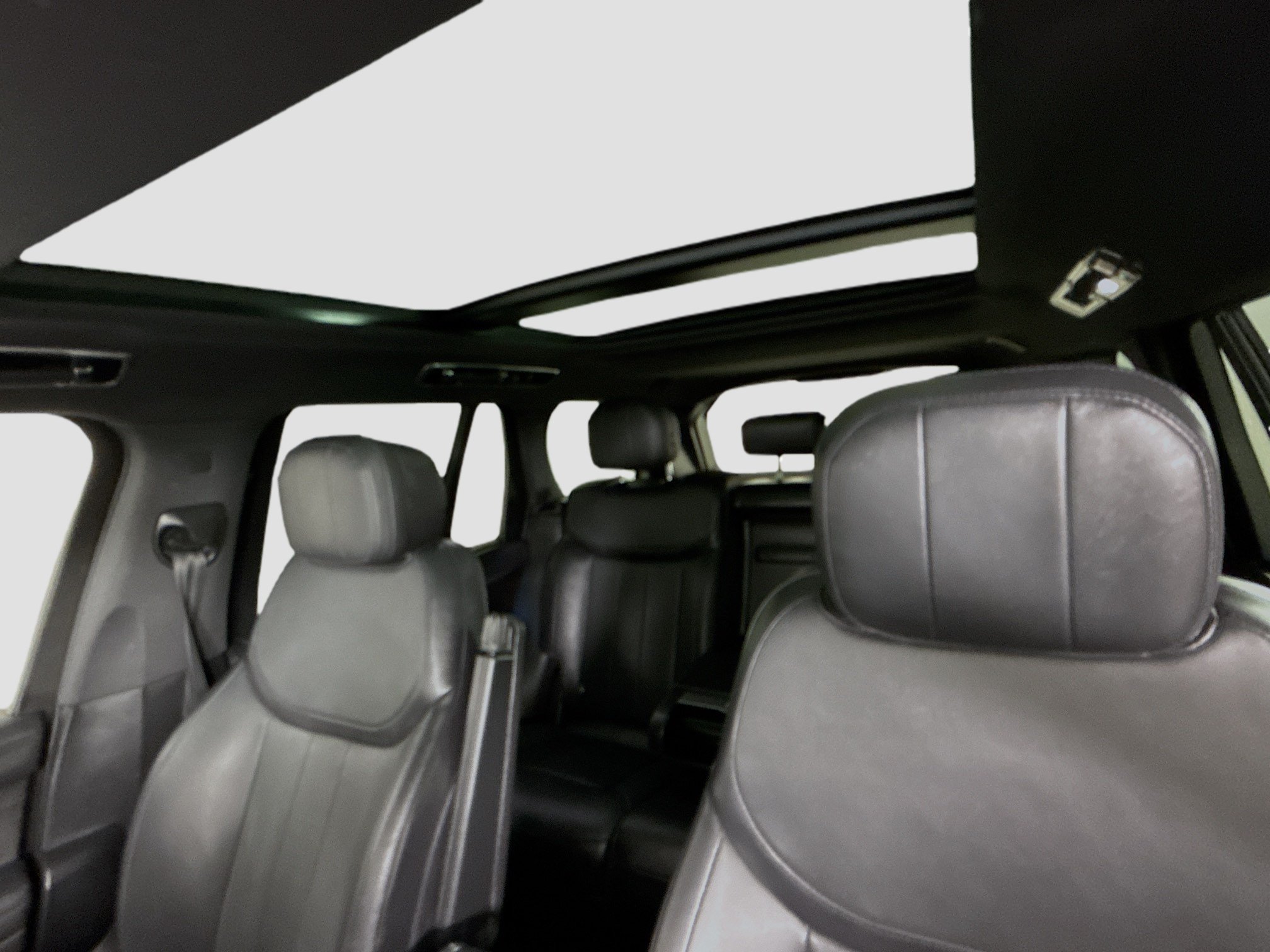 Used 2023 Land Rover Range Rover SE AWD/4WD image 24