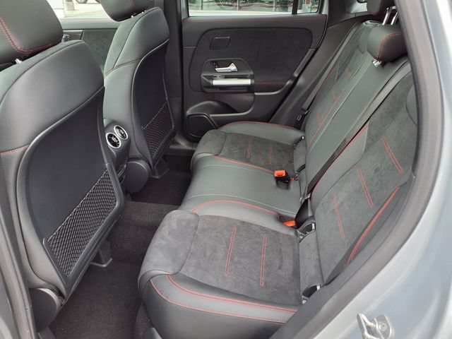 New 2026 Mercedes-Benz GLA 250 image 18