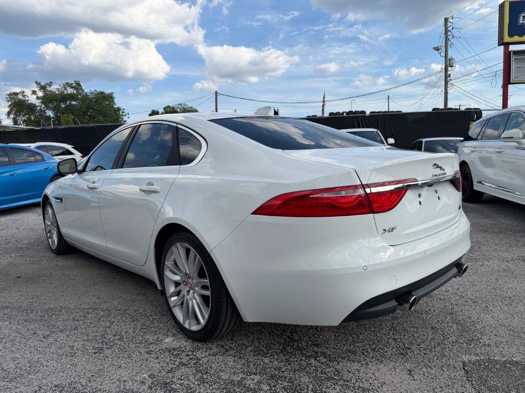 Used 2016 Jaguar XF Prestige AWD/4WD image 7