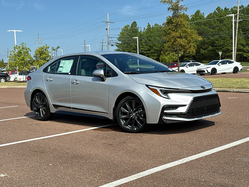 New 2026 Toyota Corolla SE image 2