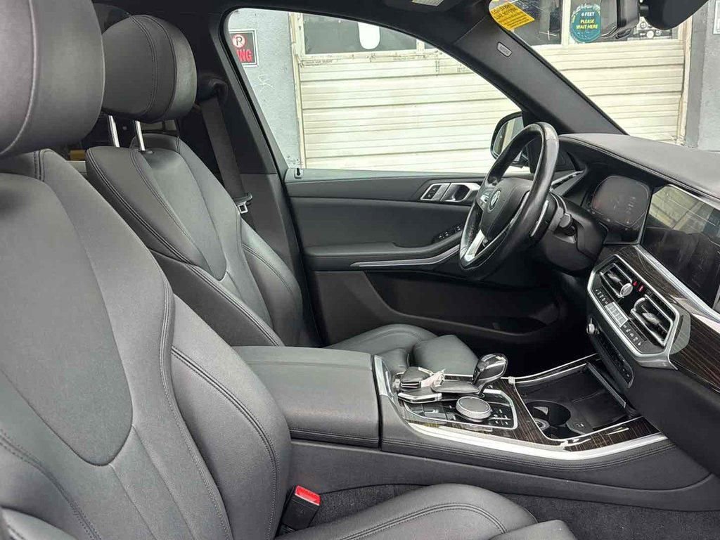 Used 2019 BMW X5 xDrive40i w/ Premium Package 2 AWD/4WD image 14