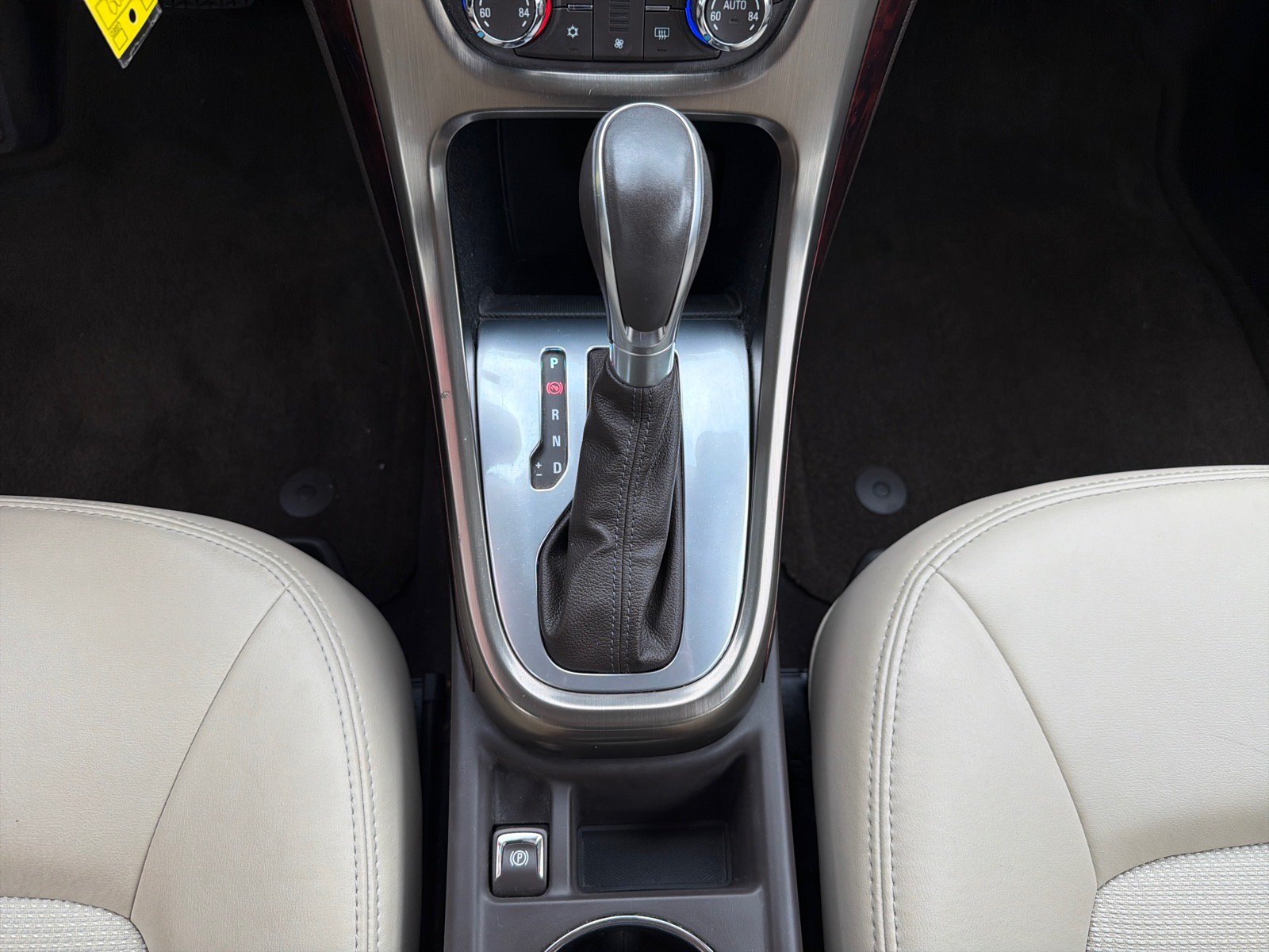 Used 2014 Buick Verano FWD image 21