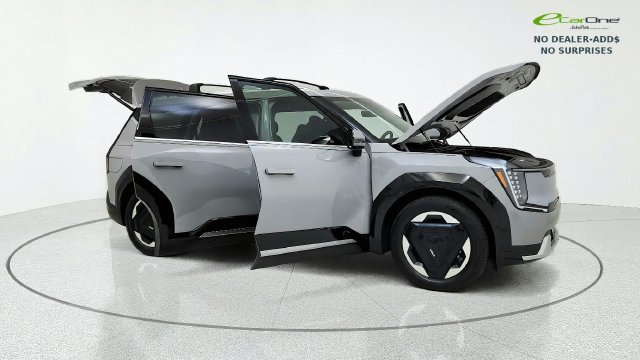 Used 2026 Kia EV9 Land AWD/4WD image 87