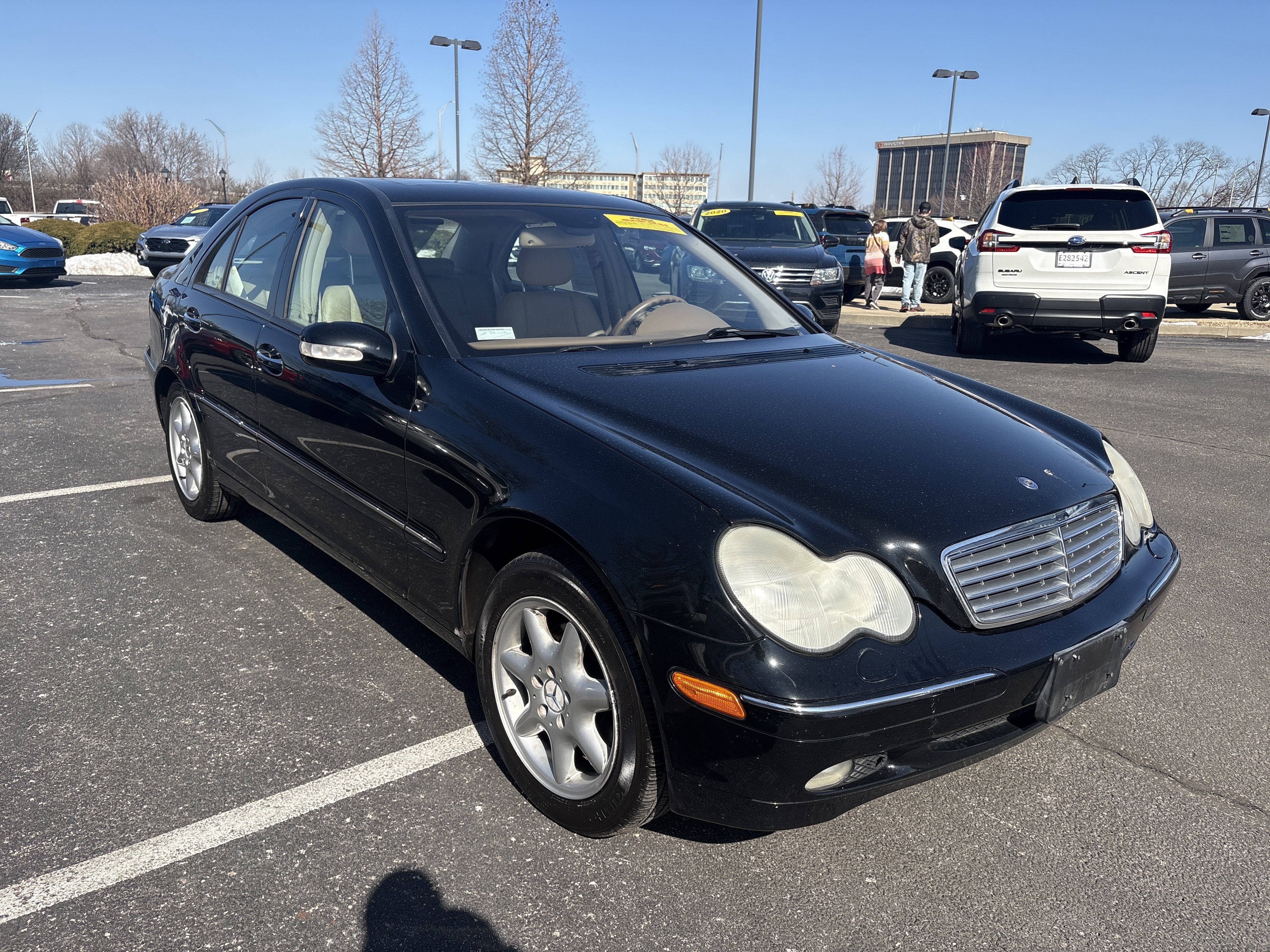 Used 2002 Mercedes-Benz C 240 image 2