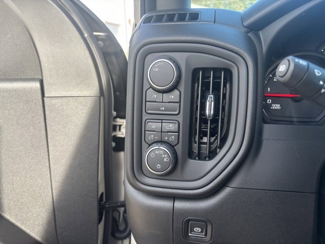 New 2026 Chevrolet Silverado 2500 Custom image 32