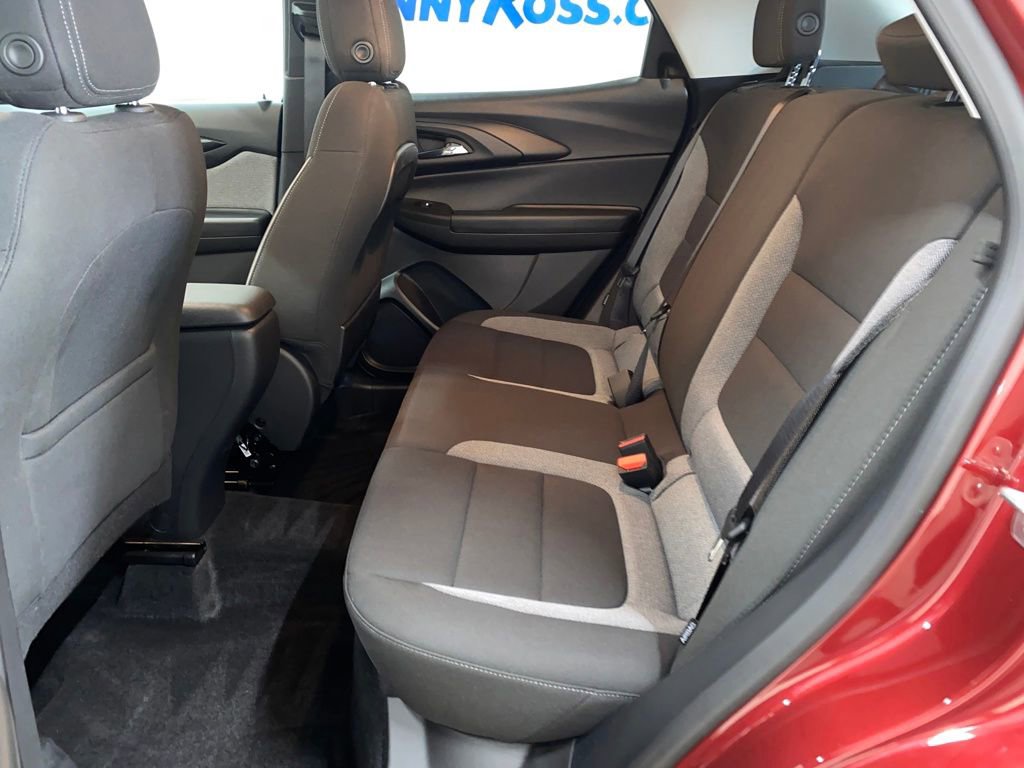 Used 2025 Chevrolet TrailBlazer LS w/ LS Convenience Package AWD/4WD image 22