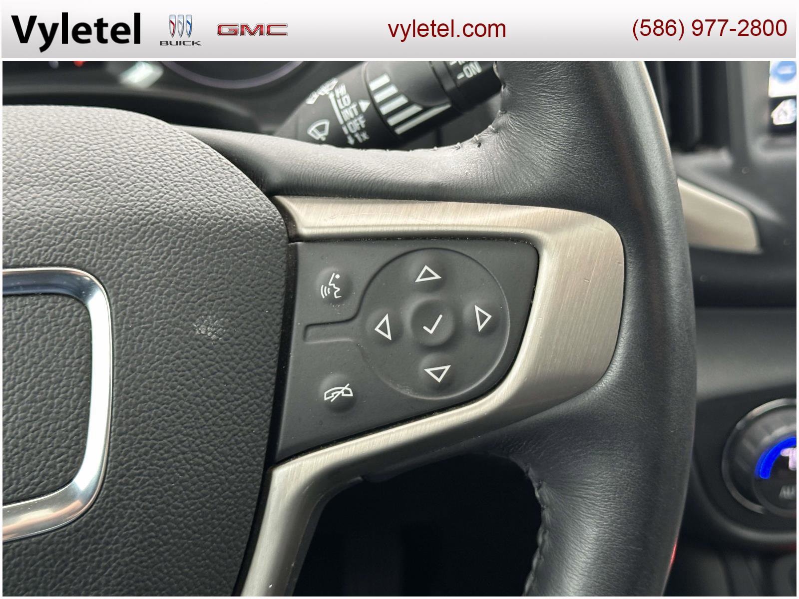 Used 2018 GMC Terrain Denali w/ Advanced Safety Package image 25