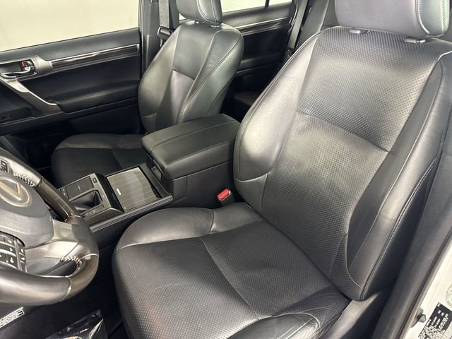 Certified 2022 Lexus GX 460 Luxury w/ Sport Design Package image 22