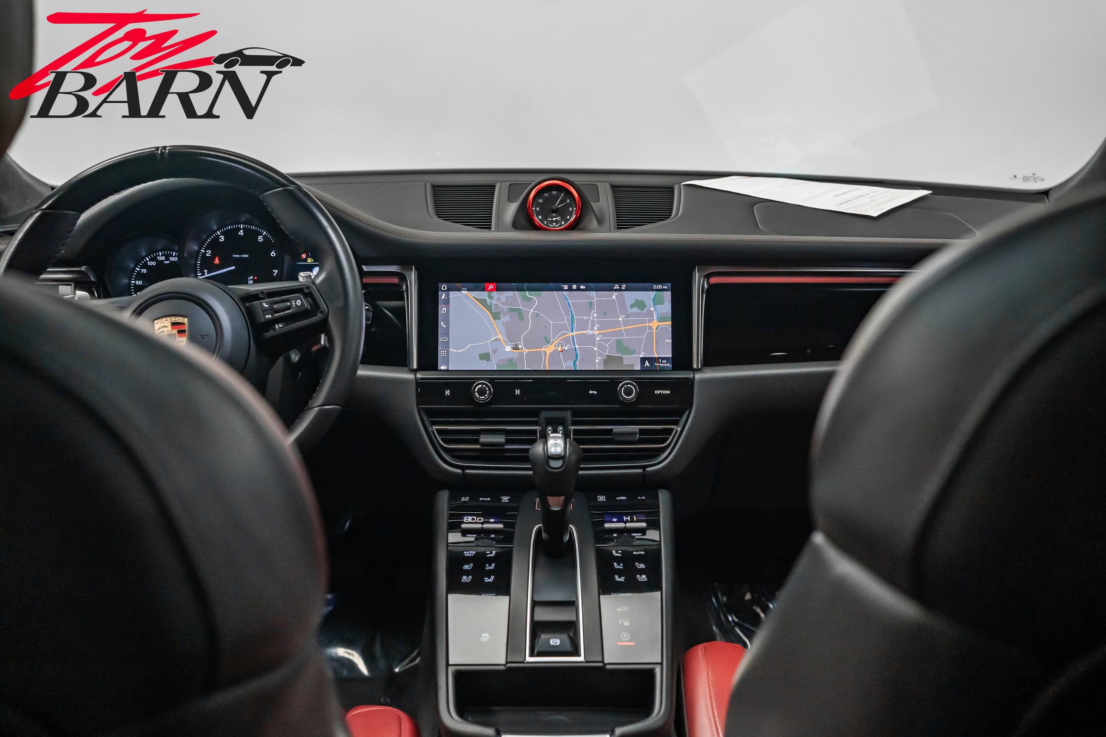 Used 2023 Porsche Macan image 43