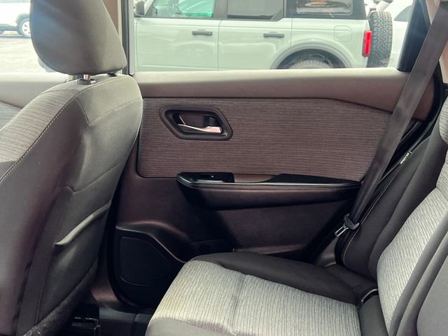 Used 2023 Nissan Rogue SV image 24