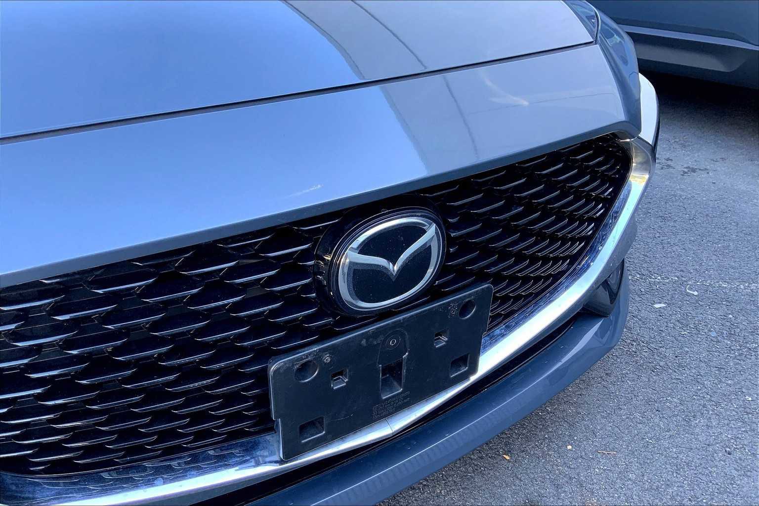 Used 2023 MAZDA MAZDA3 s image 30