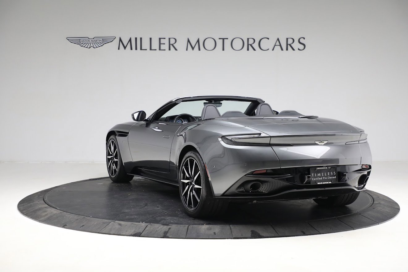 Used 2020 Aston Martin DB11 Volante RWD image 3